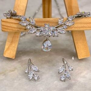 Diamond (Sim) Silver Floral Earrings and Necklace